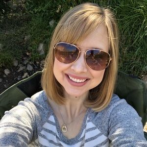 Meet your Posher, Alisa